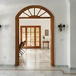 Villa A Los Pies De La Alhambra